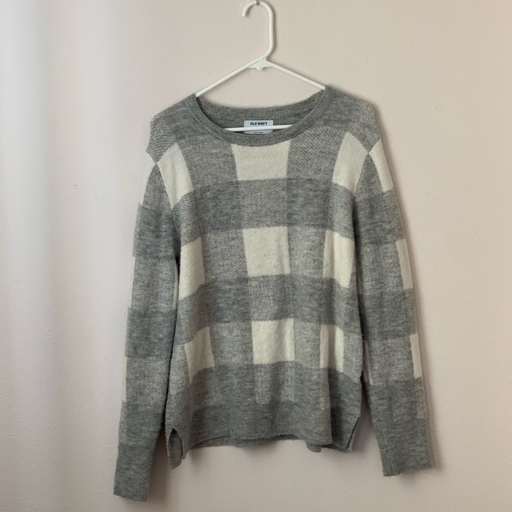 Grey Old Navy Sweater